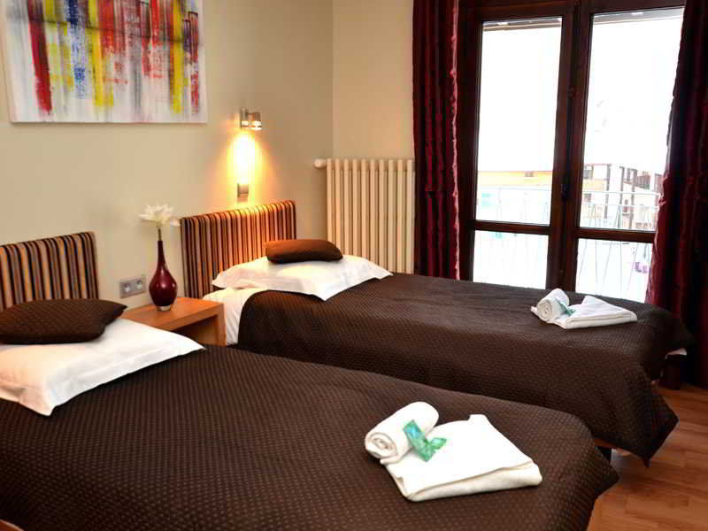 Hotel Rhodos Morzine Avoriaz Bagian luar foto