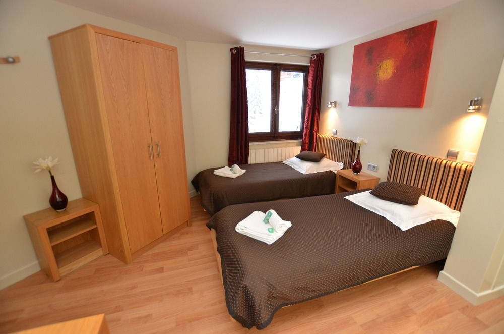 Hotel Rhodos Morzine Avoriaz Bagian luar foto