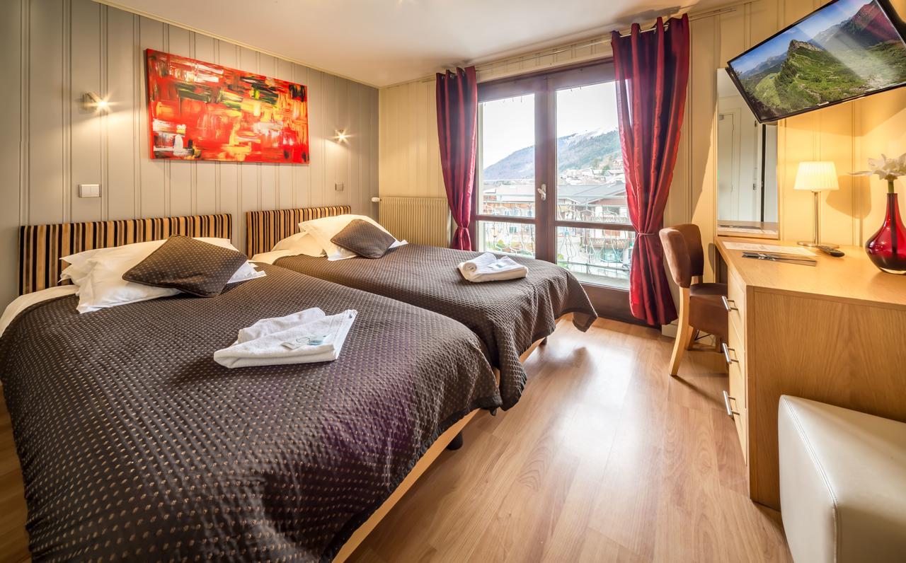 Hotel Rhodos Morzine Avoriaz Bagian luar foto