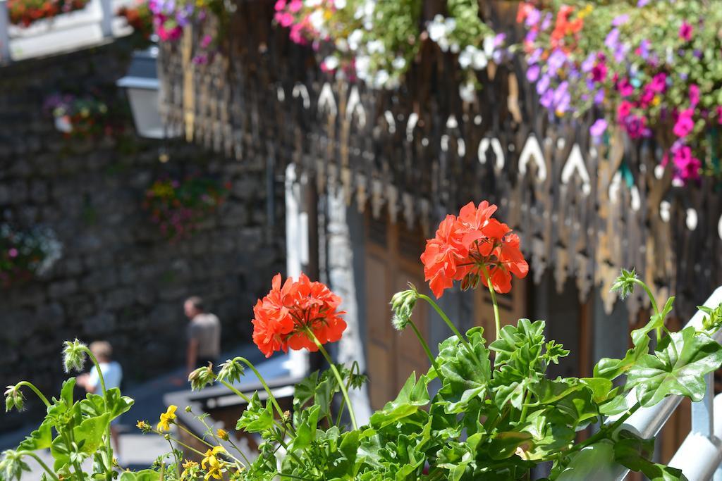 Hotel Rhodos Morzine Avoriaz Bagian luar foto